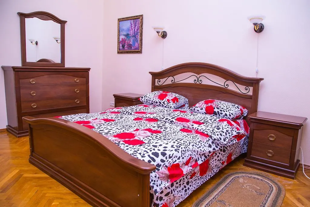 Apartment In Khreshchatyk Passage Kiev