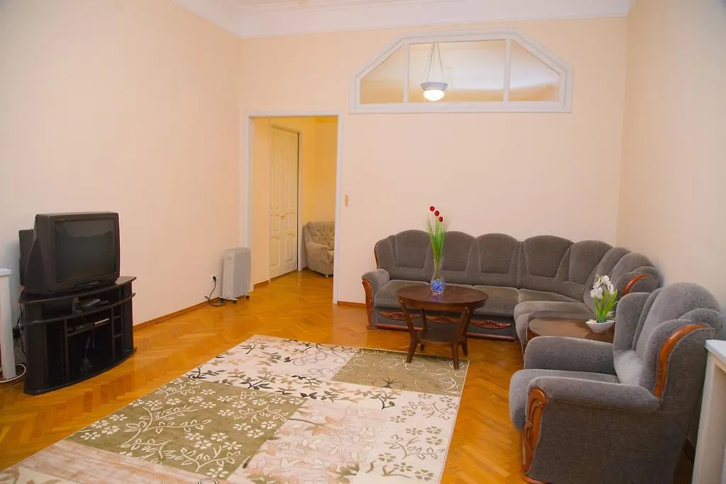 Apartment In Khreshchatyk Passage Kiev Ukraine