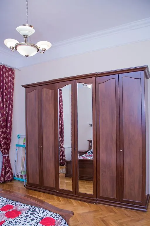 كييف Apartment In Khreshchatyk Passage أوكرانيا